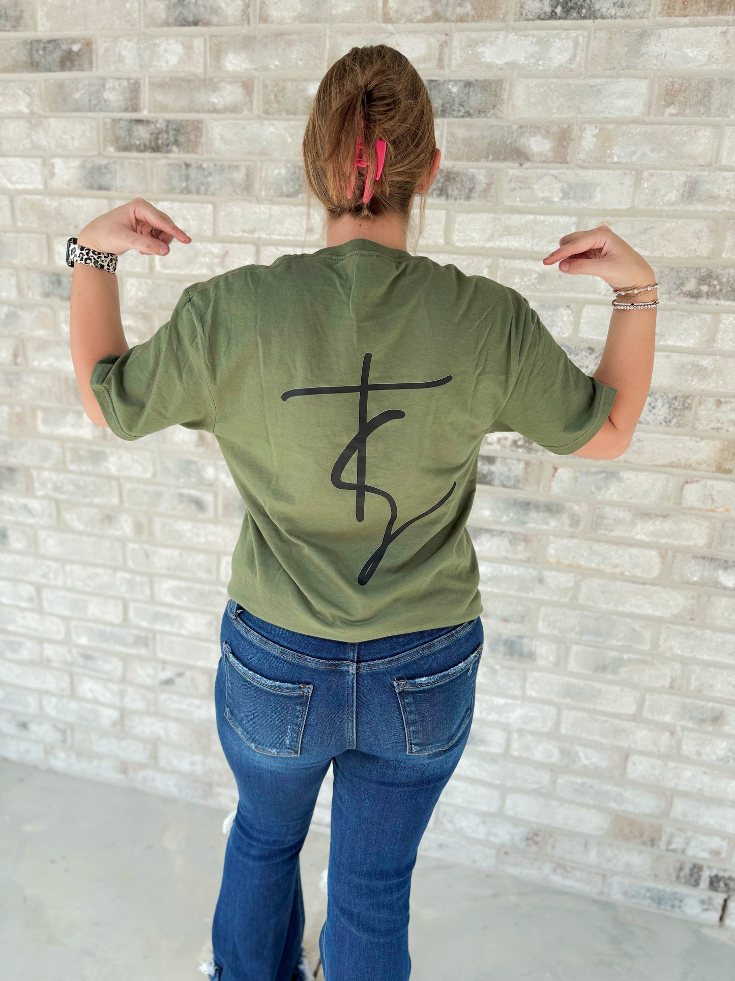 Olive front pocket tee